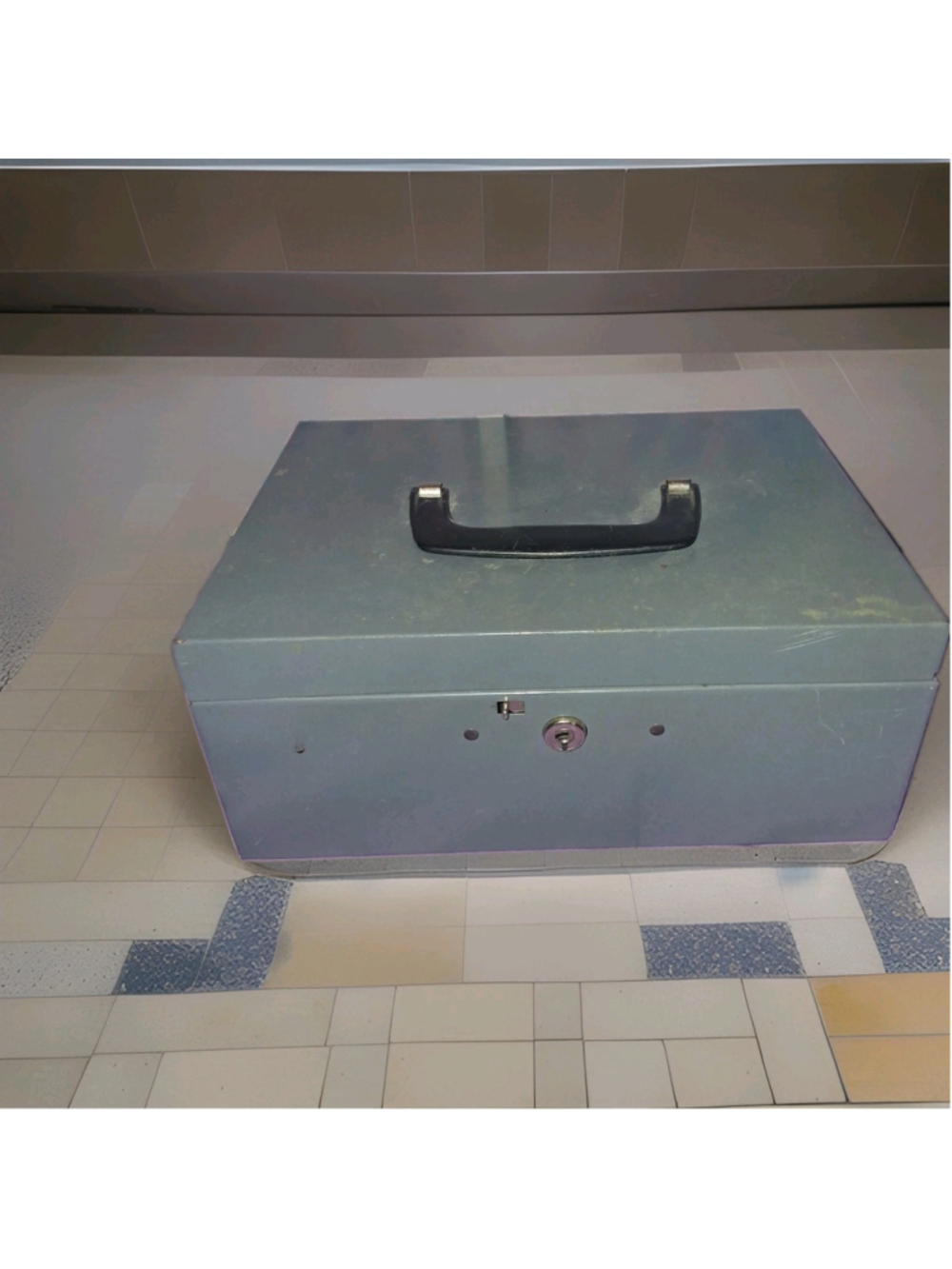 Metal Lockable Cash Box w/ Single Handle, No Key, Press Button To Unlock